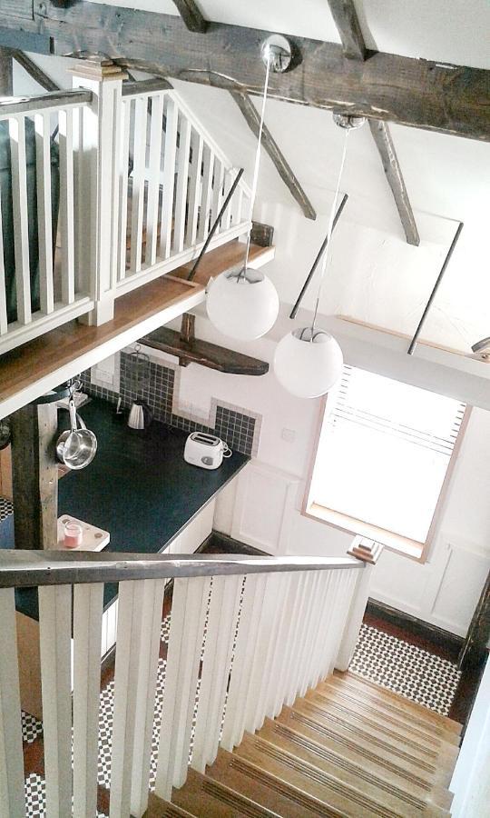 Cosy In With Balcony 32 M² View