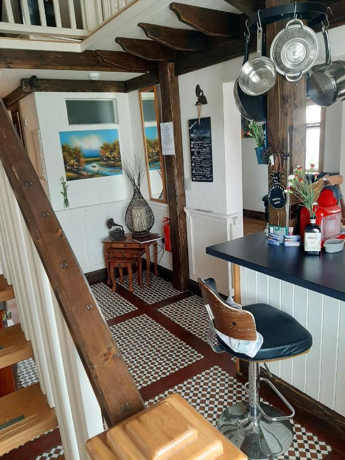 Cosy In With Balcony 32 M² View