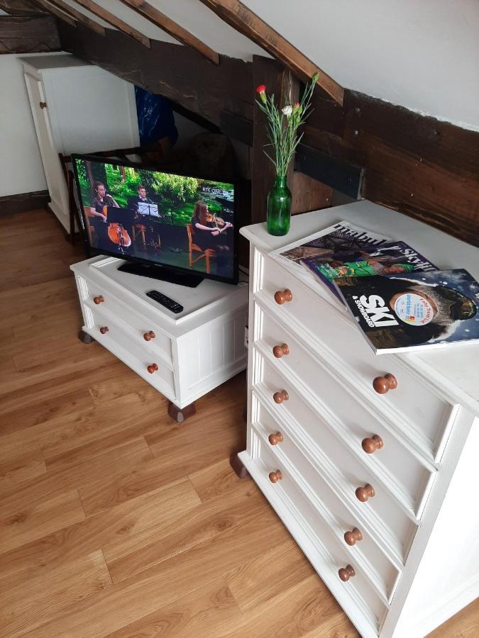 Cosy In With Balcony 32 M² View * Galway