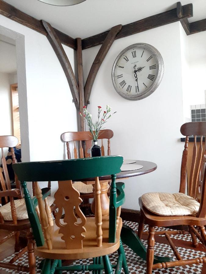 Cosy In With Balcony 32 M² View * Galway