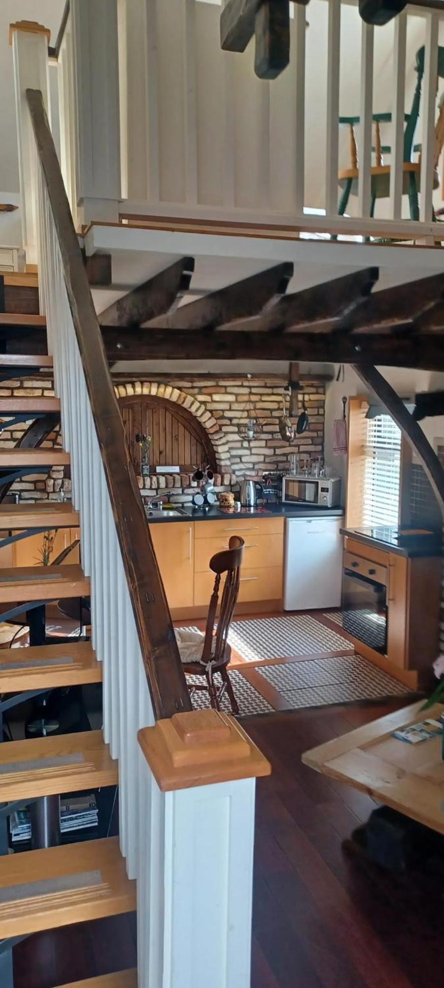Cosy In With Balcony 32 M² View Galway